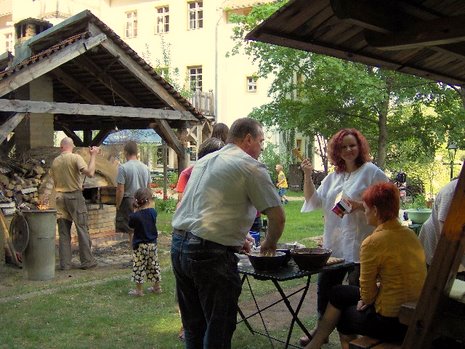 Bildtitel: Begegnungsgruppe und Kreativnachmittag Bild zu Begegnungsgruppe und Kreativnachmittag