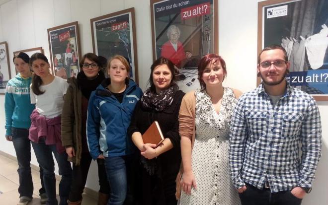 Bildtitel: Altersstereotype in der Gesellschaft aufgreifen Bild zu Altersstereotype in der Gesellschaft aufgreifen