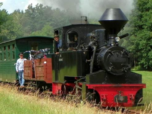 Bild zu Waldeisenbahn Muskau dampft in die neue Saison