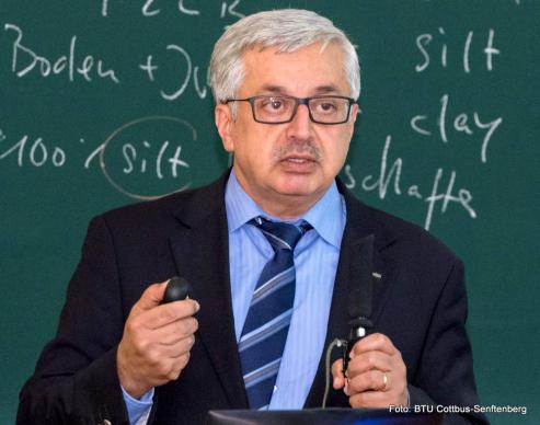 Bild zu Erstmals Online Vorlesung fr Senioren