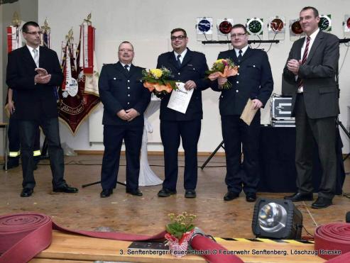 Bild zu Ehrungen und ein groes Dankeschn auf dem 3. Senftenberger Feuerwehrball